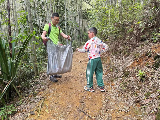 生命和綠色擁抱，人類與生態(tài)共存——2023年廣東博皓公益活動(dòng)   -2